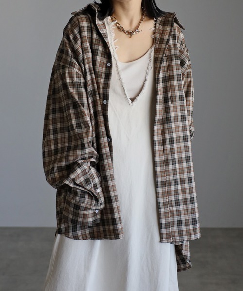 CREARE -LINO-（クレアーレリノ）の「ビックポケット オーバーサイズ ルーズシャツ<ユニセックス>（シャツ/ブラウス・メンズ・ホワイト/ブラック/ブルー/ブルー系その他/ホワイト系その他/ホワイト系その他2/ブラック系その他2/ブラック系その他3/グリーン系その他/ブラック系その他/ベージュ系その他/ブラック系その他4/インディゴブルー/ブルー系その他2/ブルー系その他3/グレイッシュベージュ/ホワイト系その他3/ホワイト系その他4・M/L/S）」の22枚目の写真