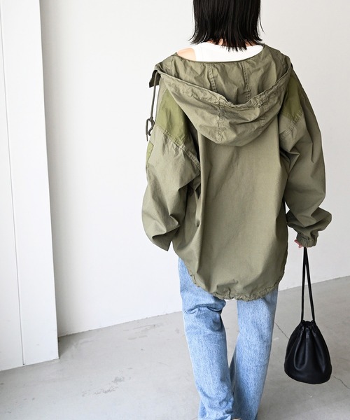 CANAL JEAN（キャナルジーン）の「choice_cnl(チョイス) 配色アノラックパーカー（マウンテンパーカー・レディース・ベージュ/カーキ・ONE SIZE）」の6枚目の写真