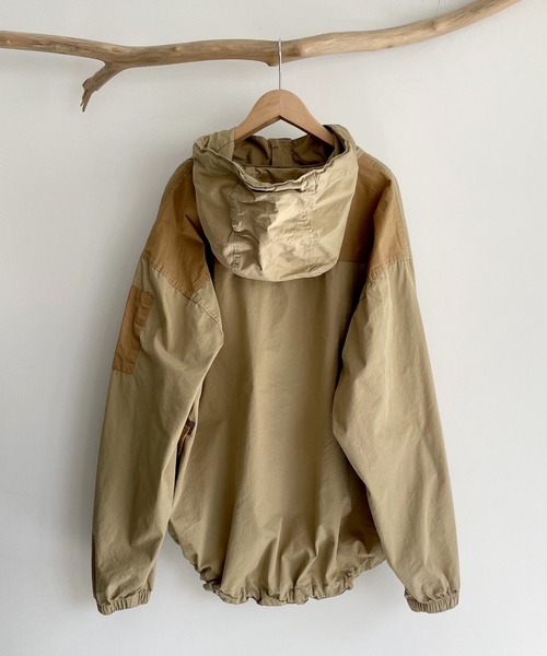 CANAL JEAN（キャナルジーン）の「choice_cnl(チョイス) 配色アノラックパーカー（マウンテンパーカー・レディース・ベージュ/カーキ・ONE SIZE）」の15枚目の写真