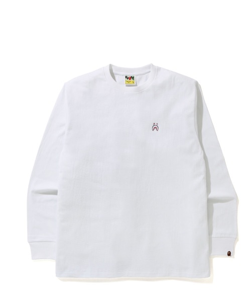 A BATHING APE(アベイシングエイプ)の「SHARK ONE POINT L/S TEE M(Tシャツ/カットソー・メンズ・ブラック/ホワイト/グレー/ブラウン/オリーブ/ピンク・LARGE/SMALL/MEDIUM/X-LARGE/XX-LARGE/XXX-LARGE)」の2枚目の写真
