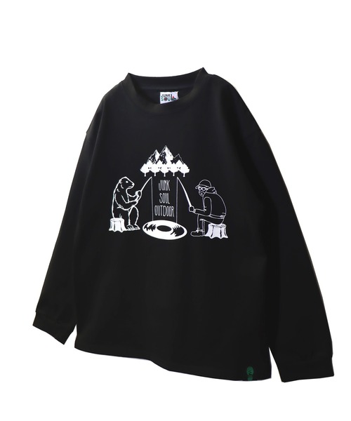 JUNKSOUL（ジャンクソウル）の「国内プリント オッサンとクマのレコード池での釣り対決ロンT(M4)（Tシャツ/カットソー・キッズ・ベージュ/オレンジ/ライトイエロー/ブラック/カーキ/杢グレー/ライトブルー/ホワイト・100cm/110cm/120cm/130cm/140cm/150cm/160cm）」の15枚目の写真