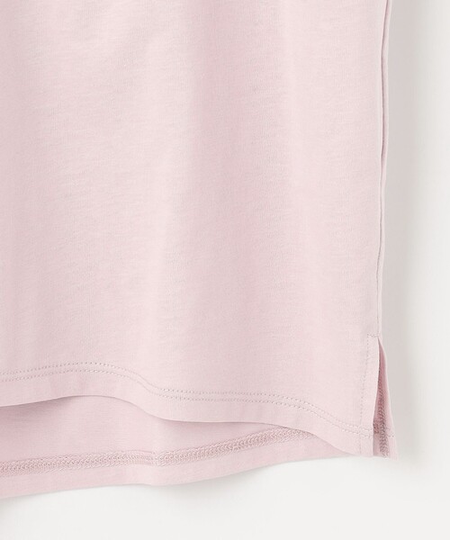 Feroux（フェルゥ）の「【吸水速乾・洗える】タックスリーブVネック Tシャツ（Tシャツ/カットソー・レディース・ホワイト系/ブラック系/ブラック系1/アイボリー系/イエロー系/ピンク系・F）」の7枚目の写真