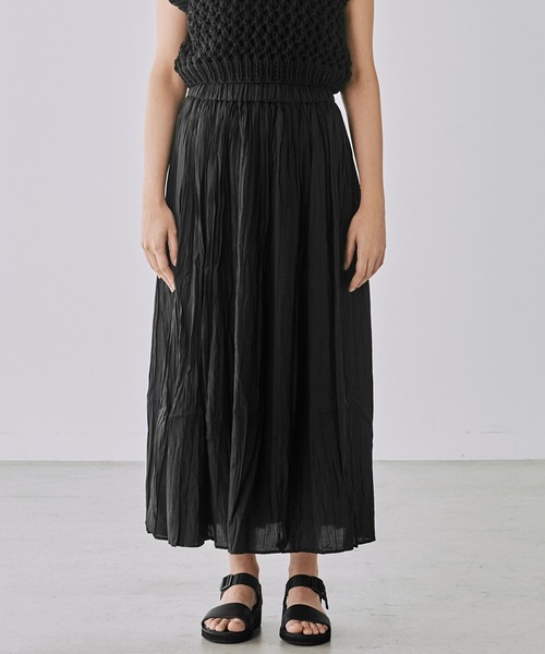 LE GLAZIK（ルグラジック）の「LE GLAZIK | スラブローン ギャザープリーツスカート WOMEN（スカート・レディース・レッド/グレイッシュベージュ/ブラック・36）」の2枚目の写真