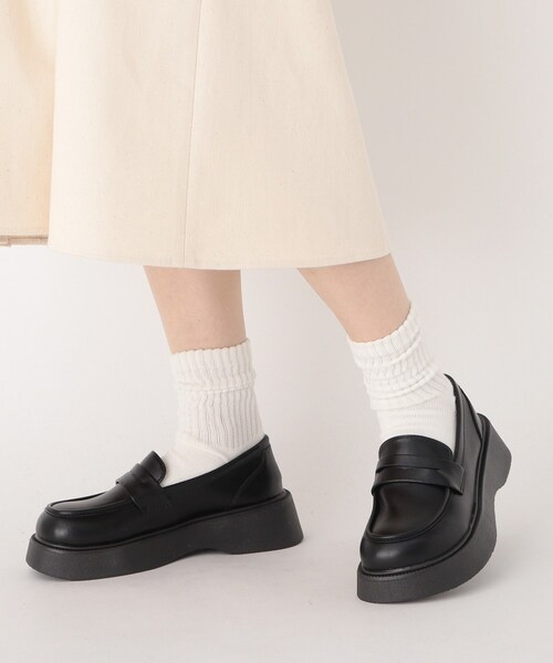 cs T&P(シーエスティーアンドピー)の「厚底ボリュームローファー(パンプス・レディース・ブラック・LL/S/M/L)」の9枚目の写真