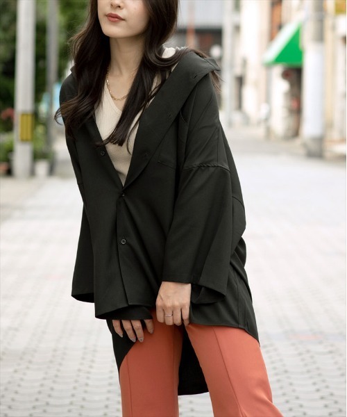 SITRY(シトリー)の「wide silhouette Drape Band Collar shirt/ワイドシルエット ドレープ バンドカラー 半袖 シャツ(シャツ/ブラウス・メンズ・チャコールグレー/ブラウン/サックスブルー/ベージュ/ブルー/ブラウン系その他・M/L)」の21枚目の写真