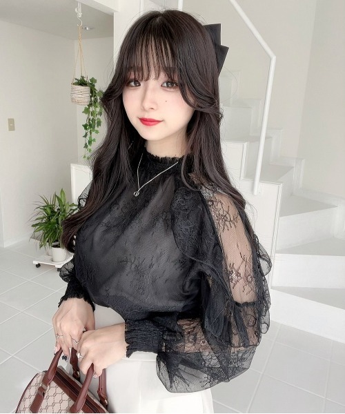 titty＆Co. PETIT by poyo（ティティーアンドコープティバイポヨ）の「【titty&Co.PETIT by POYO】シアー刺繍レースブラウス（シャツ/ブラウス・レディース・ブラック/ホワイト・FREE）」の2枚目の写真