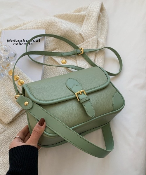 MAISON BREEZE(メゾンブリーズ)の「【MAISON BREEZE】レトロスクエアショルダーバッグ KNF(ショルダーバッグ・レディース・ブラック/アイボリー/グリーン・FREE)」の3枚目の写真