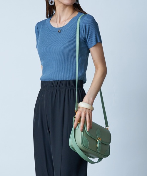 MAISON BREEZE(メゾンブリーズ)の「【MAISON BREEZE】レトロスクエアショルダーバッグ KNF(ショルダーバッグ・レディース・ブラック/アイボリー/グリーン・FREE)」の12枚目の写真