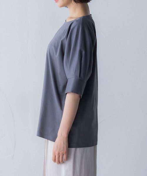 LAUTREAMONT（ロートレアモン）の「【WEB別注】タックスリーブコットンスムースカットソー（Tシャツ/カットソー・レディース・ベージュ/ネイビー/チャコールグレー/パープル・11号/9号）」の21枚目の写真