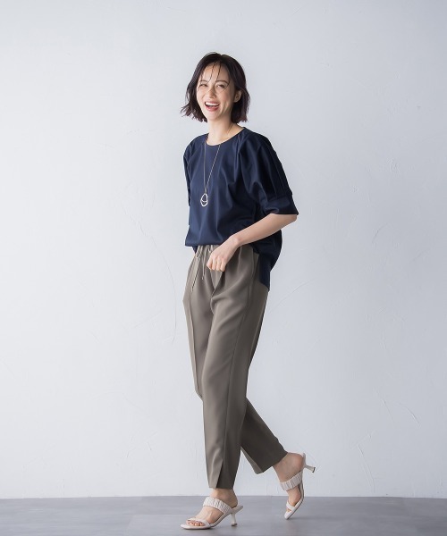 LAUTREAMONT（ロートレアモン）の「【WEB別注】タックスリーブコットンスムースカットソー（Tシャツ/カットソー・レディース・ベージュ/ネイビー/チャコールグレー/パープル・11号/9号）」の18枚目の写真