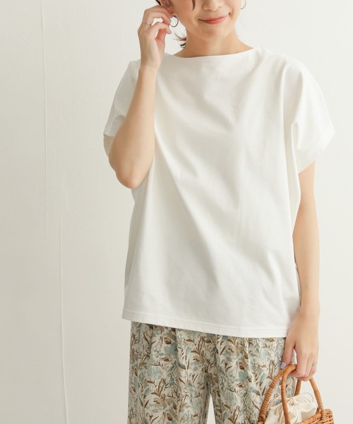 URBAN RESEARCH DOORS（アーバンリサーチドアーズ）の「ドライコットンボートネックプルオーバー（Tシャツ/カットソー・レディース・ベージュ/ネイビー/オフホワイト・MEDIUM）」の7枚目の写真