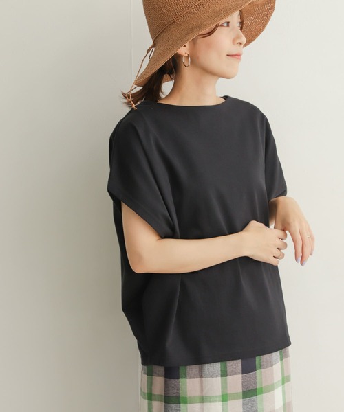 URBAN RESEARCH DOORS（アーバンリサーチドアーズ）の「ドライコットンボートネックプルオーバー（Tシャツ/カットソー・レディース・ベージュ/ネイビー/オフホワイト・MEDIUM）」の18枚目の写真