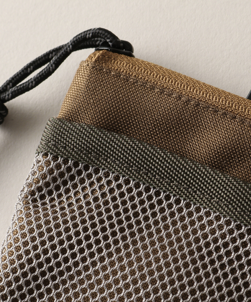 WEEKEND(ER)（ウィークエンダー）の「【WEEKEND(ER)&co./ウィークエンダー】CONNECT SMARTPHONE SACK（クラッチバッグ・メンズ・カーキ/ベージュ/ネイビー/ブラック・FREE）」の15枚目の写真