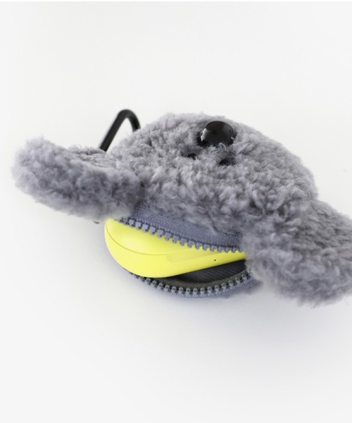 Brunch Brother(ブランチブラザー)の「AirPods用ポーチ・リトルペーパー/ROMANE(ロマネ)(ヘッドフォン/イヤホン・レディース・ホワイト/グレー・FREE)」の10枚目の写真