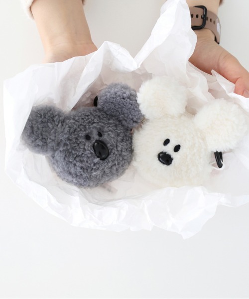 Brunch Brother(ブランチブラザー)の「AirPods用ポーチ・リトルペーパー/ROMANE(ロマネ)(ヘッドフォン/イヤホン・レディース・ホワイト/グレー・FREE)」の13枚目の写真