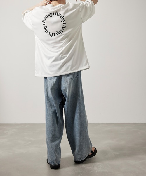 iisy(イージー)の「LUV×iisyコラボプリントTシャツ(Tシャツ/カットソー・メンズ・ホワイト/ブラック・S/M/L)」の18枚目の写真