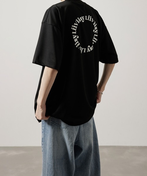 iisy(イージー)の「LUV×iisyコラボプリントTシャツ(Tシャツ/カットソー・メンズ・ホワイト/ブラック・S/M/L)」の3枚目の写真