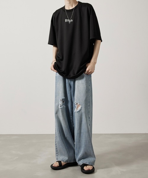 iisy(イージー)の「LUV×iisyコラボプリントTシャツ(Tシャツ/カットソー・メンズ・ホワイト/ブラック・S/M/L)」の4枚目の写真