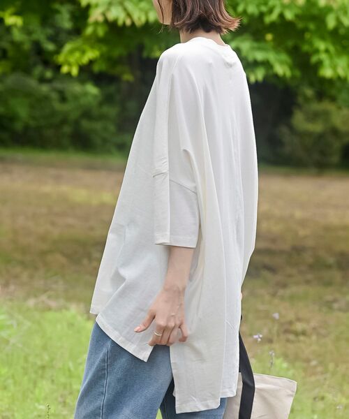 rps（アールピーエス）の「ＢＩＧシルエットＴシャツ（Tシャツ/カットソー・レディース・ブラック/ブルー/アイボリー/モカ/チャコールグレー/カーキ・M/フリー）」の8枚目の写真