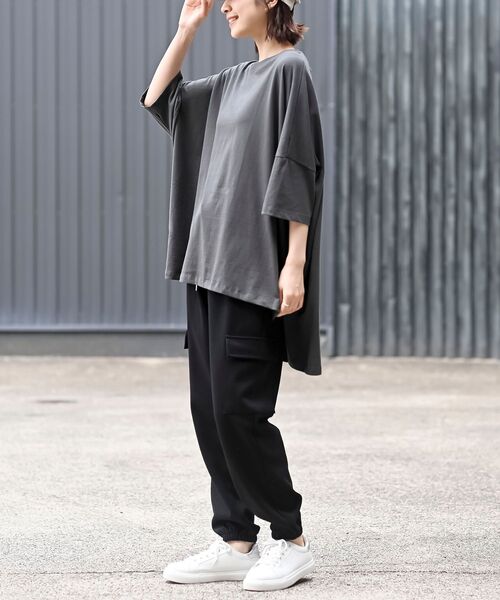 rps（アールピーエス）の「ＢＩＧシルエットＴシャツ（Tシャツ/カットソー・レディース・ブラック/ブルー/アイボリー/モカ/チャコールグレー/カーキ・M/フリー）」の20枚目の写真