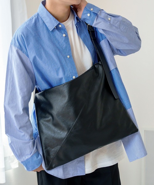 DEVICE+（デバイスプラス）の「DEVICE+  フェイクレザーベルト ショルダーバッグ（ショルダーバッグ・メンズ・ブラック・FREE）」の7枚目の写真