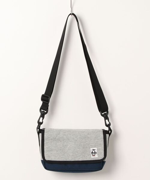 CHUMS(チャムス)の「【CHUMS/チャムス】 Small Camera Shoulder Sweat Nylon(ショルダーバッグ・レディース・ネイビー/イエロー/その他1/ブラック/グレー/その他2/その他3・FREE)」の14枚目の写真