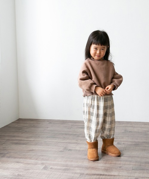 mooimooi(モーイモーイ)の「撥水 ベビー ムートンブーツ(ブーツ・キッズ・チャコールグレー/ブラック/ダークブラウン/ベージュ/ブルー/その他/キャメル/スモークピンク/アイボリー系・15.0cm/14.0cm/13.0cm)」の22枚目の写真