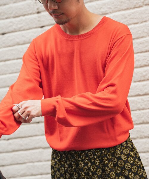 EDIFICE（エディフィス）の「16ゲージ クルーネック ニット（ニット/セーター・メンズ・ホワイト/チャコールグレー/ブラック/ベージュ/ネイビー/レッド/ブルー/グリーン・SMALL/MEDIUM/LARGE/X-LARGE）」の17枚目の写真