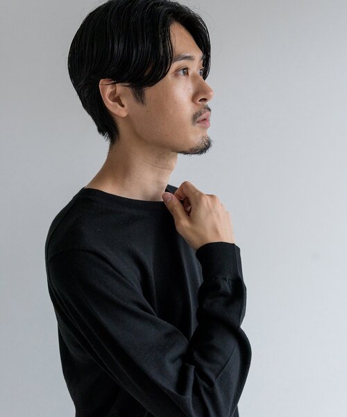 EDIFICE（エディフィス）の「16ゲージ クルーネック ニット（ニット/セーター・メンズ・ホワイト/チャコールグレー/ブラック/ベージュ/ネイビー/レッド/ブルー/グリーン・SMALL/MEDIUM/LARGE/X-LARGE）」の22枚目の写真