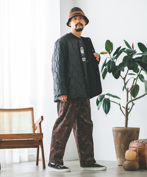 JOURNAL STANDARD(ジャーナルスタンダード)の「シープレザー キルティング ミリタリー ライナー(ブルゾン・メンズ・ブラック・MEDIUM/LARGE)」の9枚目の写真
