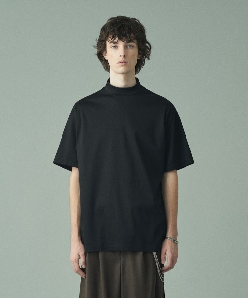 Juha(ユハ)の「SUPERIOR PIMA COTTON MOCK-NECK TEE(Tシャツ/カットソー・メンズ・ブラック/ホワイト/グレー・3/4)」の3枚目の写真