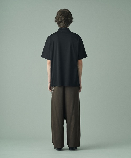 Juha(ユハ)の「SUPERIOR PIMA COTTON MOCK-NECK TEE(Tシャツ/カットソー・メンズ・ブラック/ホワイト/グレー・3/4)」の7枚目の写真