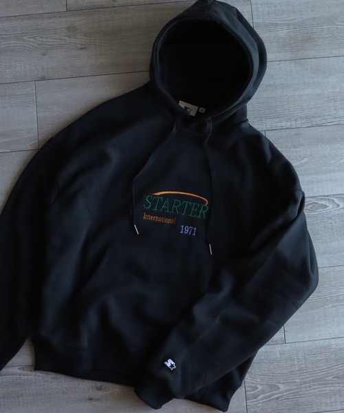 STARTER（スターター）の「STARTER/スターター　カラーグラフィック裏起毛スウェットプルオーバーパーカー（パーカー・レディース・ホワイト/ブラック/グレー/グレー系その他/オートミール/ホワイト系その他/ブラック系その他/ホワイト系その他2/アイボリー系・M/L）」の5枚目の写真