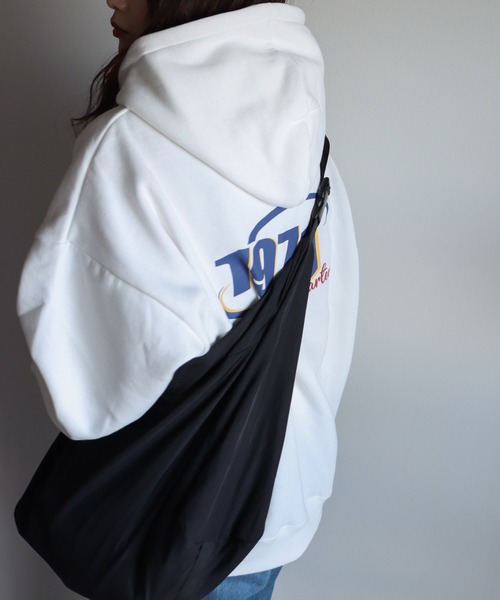 STARTER（スターター）の「STARTER/スターター　カラーグラフィック裏起毛スウェットプルオーバーパーカー（パーカー・レディース・ホワイト/ブラック/グレー/グレー系その他/オートミール/ホワイト系その他/ブラック系その他/ホワイト系その他2/アイボリー系・M/L）」の11枚目の写真