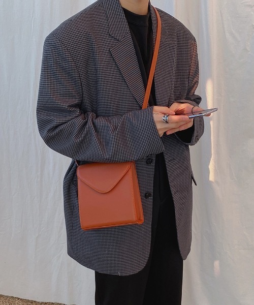 Burner(バーナー)の「【OKUOKU 0909】シンセティックレザー バッグ(ショルダーバッグ・メンズ・A/B・FREE)」の1枚目の写真