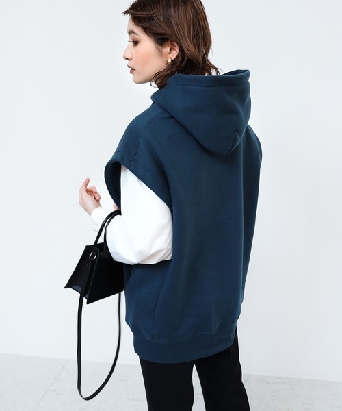 andme（アンドミー）の「裏起毛スウェットパーカーベスト（パーカー・レディース・ブルー/ブラック/ブラウン/オートミール・FREE）」の4枚目の写真