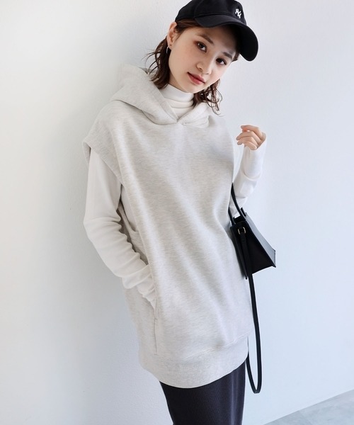 andme（アンドミー）の「裏起毛スウェットパーカーベスト（パーカー・レディース・ブルー/ブラック/ブラウン/オートミール・FREE）」の21枚目の写真