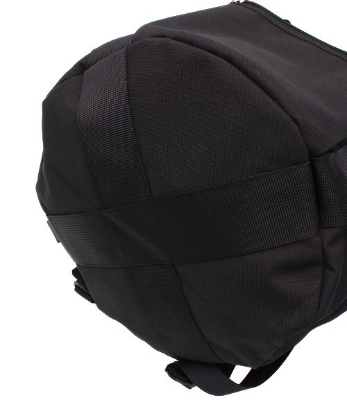 BEAMS（ビームス）の「PORTER / UNION 2WAY RUCKSACK（トートバッグ・メンズ・ブラック・ONE SIZE）」の11枚目の写真