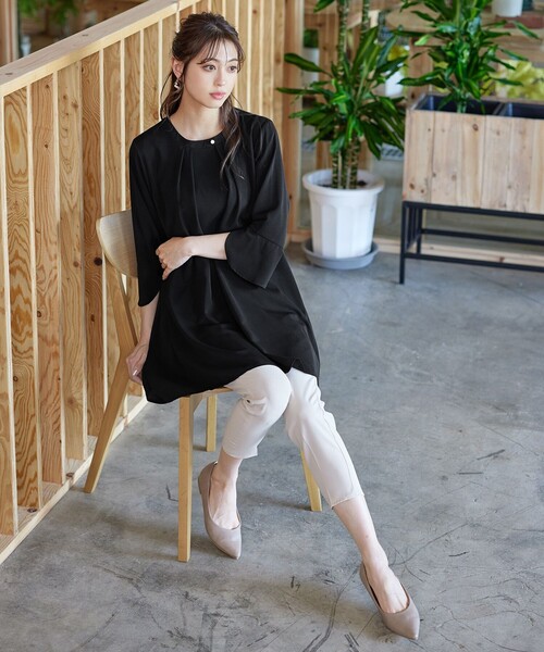 Tiaclasse（ティアクラッセ）の「【洗える】花びらスリーブチュニック（シャツ/ブラウス・レディース・ミント/ピンク/ブラック・XL/XXL）」の5枚目の写真