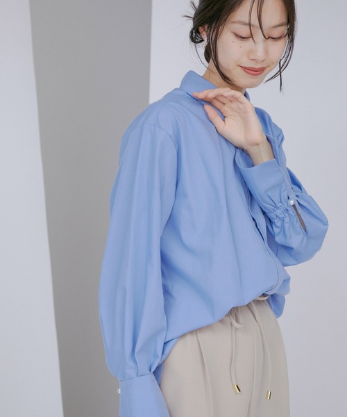 再入荷！【2023新作商品♪】ロングカフス袖スリットシャツ VIS（ビス）の「袖スリットパール釦付きロングカフスシャツ