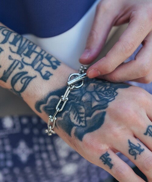 Subciety(サブサエティ)の「LINK CHAIN BRACELET(ブレスレット・メンズ・シルバー/ゴールド・FREE)」の3枚目の写真