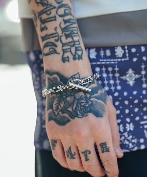 Subciety(サブサエティ)の「LINK CHAIN BRACELET(ブレスレット・メンズ・シルバー/ゴールド・FREE)」の4枚目の写真