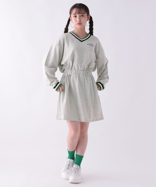 repipi armario(レピピ アルマリオ)の「チルデンネックワンピース(ワンピース・キッズ・グレー/ブルー/ブラック・SMALL/MEDIUM/LARGE)」の6枚目の写真