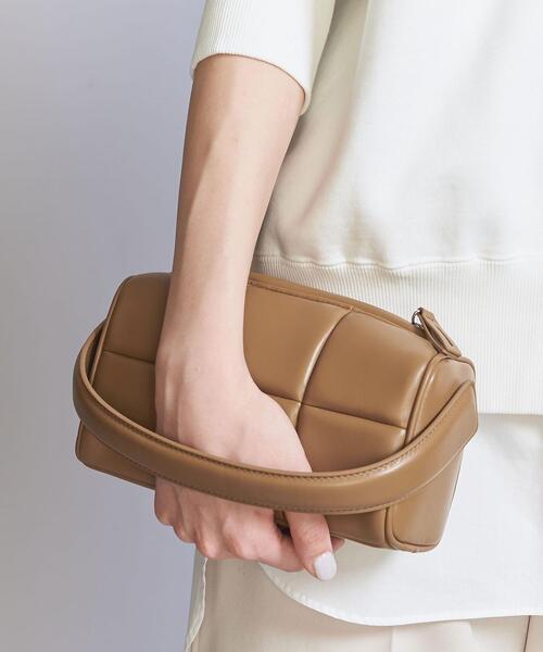 ADD CULUMN(アドカラム)の「<ADD CULUMN>パフ ハンドル バッグ(ハンドバッグ・レディース・ブラウン/コバルトブルー/ホワイト/ブラック・FREE)」の4枚目の写真