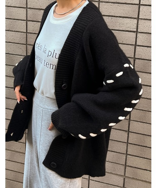 Re:EDIT（リエディ）の「ステッチデザインオーバーサイズ起毛ニット