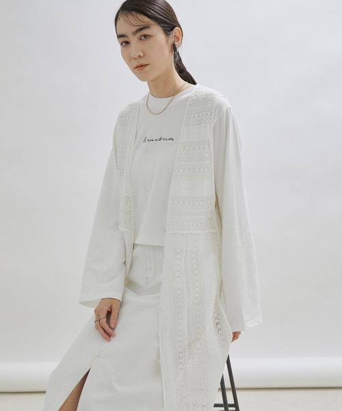 SALON adam et rope'(サロン アダム エ ロペ)の「ロゴ刺繍入りフレアスリーブクロップドスウェット(スウェット・レディース・ホワイト/ブラック・FREE)」の7枚目の写真