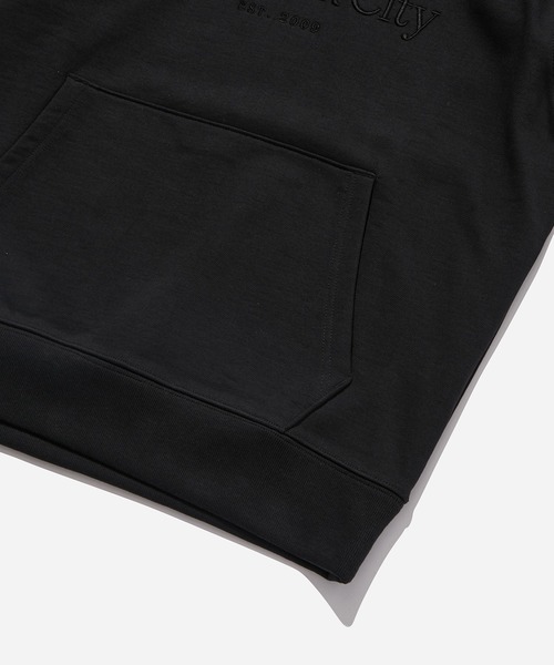 Saturdays NYC（サタデーズ ニューヨークシティ ）の「Ditch Miller Standard Hoodie（パーカー・メンズ・ブラック・S/M/X-SMALL/L/XL）」の5枚目の写真