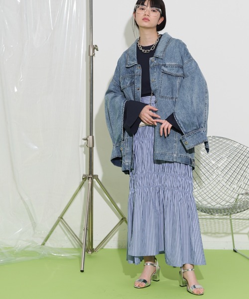 THE YOn（ザヨン）の「スリーブオープンルーズフィットデニム