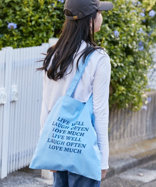 Actually（アクチュアリー）の「COLORFUL スクエアロゴトート（トートバッグ・レディース・ラベンダー/ブルー/イエロー/グレー・フリー）」の2枚目の写真