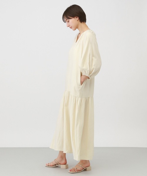 A part by（アパートバイ）の「ティアードソデパフワンピース（ワンピース・レディース・ブラック/アイボリー/グリーン系その他4・FREE）」の4枚目の写真